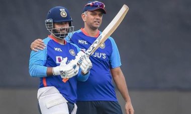  আট মাসে ছয় অধিনায়ক! মজা পাচ্ছেন দ্রাবিড়