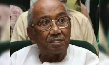  গুণী নির্মাতা তরুণ মজুমদার আইসিইউতে