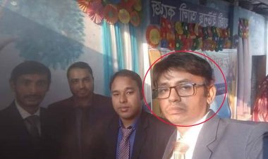 শিক্ষার্থীর স্ট্যাম্পের আঘাতে আহত সেই শিক্ষক মারা গেছেন