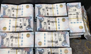 বিমানবন্দরে ৬ কোটি টাকার বিদেশি মুদ্রা রেখে মালিক উধাও