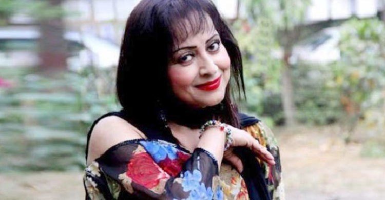  চিত্রনায়িকা অঞ্জনার জন্মদিন আজ