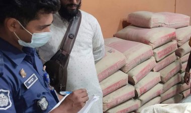 অভাবের তাড়নায় শিশু সন্তানকে গলা টিপে মেরে ফেললেন মা