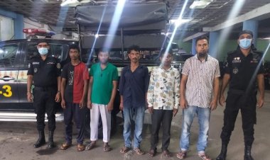 কমলাপুরে টিকিট কালোবাজারীর ৫ সদস্য আটক