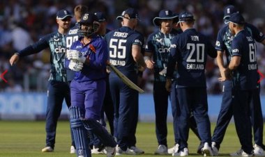 দ্বিতীয় ম্যাচে ভারতকে ১০০ রানে হারালো ইংল্যান্ড