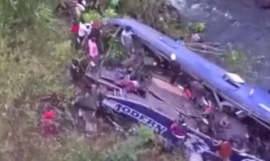  কেনিয়ায় বাস নদীতে পড়ে ২৪ জনের মৃত্যু