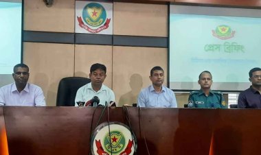 ডলার মজুত করলে ব্যবস্থা : ডিবি প্রধান