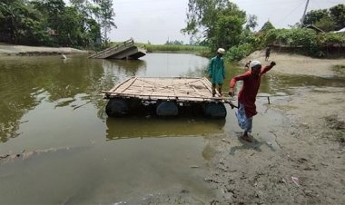 ৩০ লাখ টাকার সেতুটি এখন ‘গলার কাঁটা