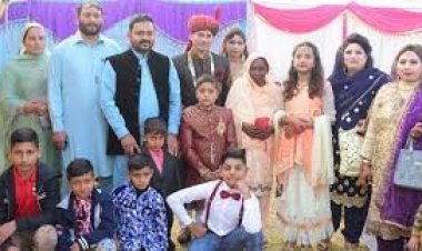 ৪১ বছর আগে হারিয়ে যাওয়া একলিমার খোঁজ মিললো পাকিস্তানে