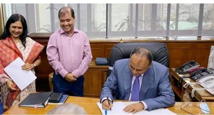 গভর্নর হিসেবে দায়িত্ব নিলেন আব্দুর রউফ তালুকদার