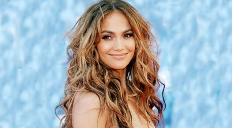 কৃতজ্ঞতা জানালেন জেনিফার লোপেজ