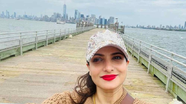 কাজের জন্যই কি প্রেম, বিয়েতে ‘না’ তনুশ্রীর? মুখ খুললেন নায়িকা