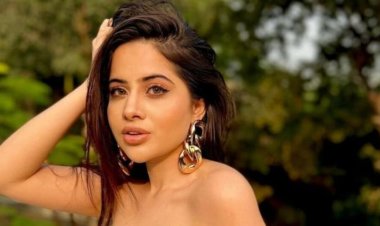 নেই কোনও পোশাক, দু’হাতেই লজ্জা নিবারণ উরফির