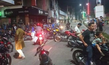 জ্বালানি তেলের দাম বৃদ্ধির প্রতিবাদে সারাদেশে বিক্ষোভ