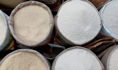 চালের বাজার অস্থির, বস্তায় বেড়েছে ৩০০ টাকা