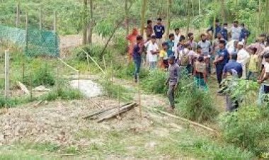 মানিকগঞ্জে কবরস্থান থেকে ৫ কঙ্কাল চুরি