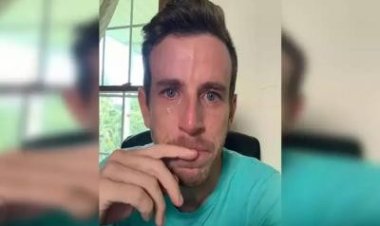  কর্মী ছাঁটাই করে অঝোরে কাঁদলেন ‘বস’!
