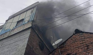 চকবাজারে অগ্নিকাণ্ড: আশপাশের সব ভবনই ঝুঁকিপূর্ণ