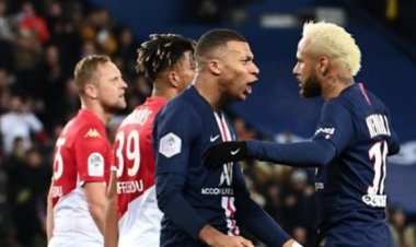  নেইমার-এমবাপের হাতাহাতি, অশান্ত পিএসজি শিবির