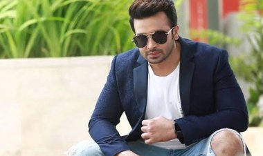  দেশে ফেরার পথে যা বললেন শাকিব খান