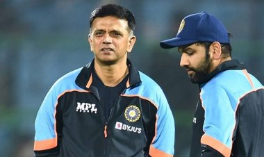  এশিয়া কাপের আগে দ্রাবিড়কে হারিয়ে কোচ সংকটে ভারতও