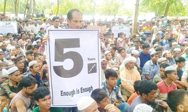 নিজ দেশে ফিরতে চায় রোহিঙ্গারা