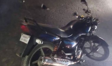 ট্রাকচাপায় প্রাণ গেল মোটরসাইকেল আরোহী দুই তরুণের