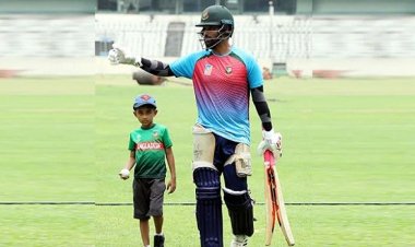  ছেলের সঙ্গে মিরপুরে অন্যরকম দিন তাইজুলের