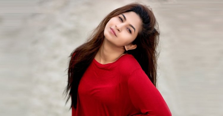  কাজে ফিরলেন অভিনেত্রী স্পর্শিয়া