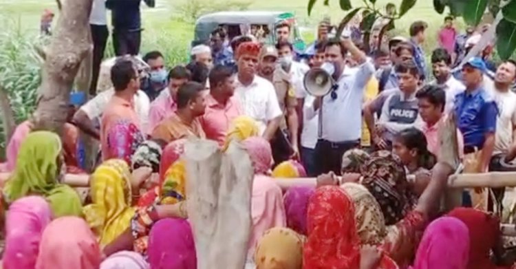 ইউএনও-এসিল্যান্ডের ওপর হামলা, দেড় শতাধিকের বিরুদ্ধে মামলা