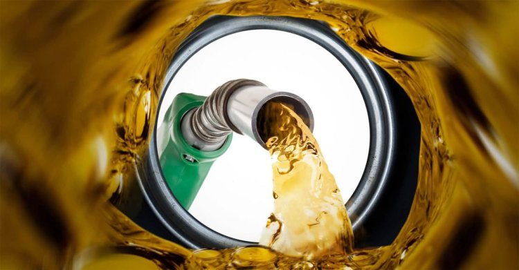 জ্বালানি তেলের দাম লিটারে ৫ টাকা কমিয়ে প্রজ্ঞাপন জারি