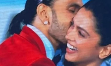  ফিল্মফেয়ার অ্যাওয়ার্ডের মঞ্চে দীপিকাকে জড়িয়ে ধরলেন রণবীর