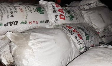 করিমগঞ্জে ব্যবসায়ীর গোডাউনে মিলল ৮২৬ বস্তা সার