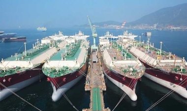 স্পট মার্কেটে নিম্নমুখী এলএনজির দাম