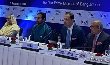 বাংলাদেশে ভারতের বড় বিনিয়োগের আহ্বান প্রধানমন্ত্রীর