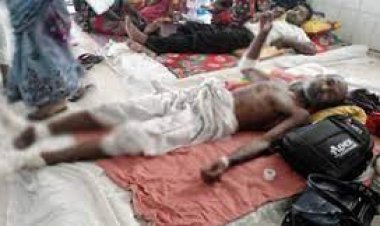  হামলার পর মৃত ভেবে হাসপাতালে ফেলে গেলো প্রতিপক্ষ