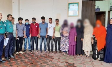 গাজীপুরে আবাসিক হোটেলে অভিযানে গ্রেফতার ১২