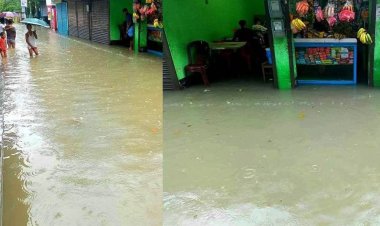  বগুড়ায় ৬ ঘণ্টা টানা বৃষ্টি, বাসাবাড়ি-দোকানে হাঁটু পানি
