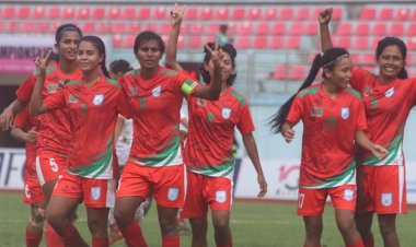 সাবিনার হ্যাটট্রিকে ভুটানকে ৮-০ গোলে হারিয়ে ফাইনালে বাংলাদেশ