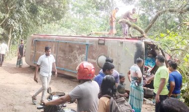 বাস নিয়ন্ত্রণ হারিয়ে প্রাণ গেল একজনের, আহত ৬