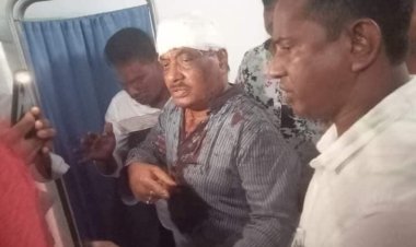 হামলায় রক্তাক্ত বরকত উল্লাহ বুলু, স্ত্রীসহ আহত ৬