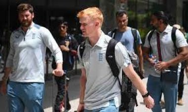  ১৭ বছর পর পাকিস্তানে নেমেই উড়ল ইংল্যান্ড, চমক হেলসের