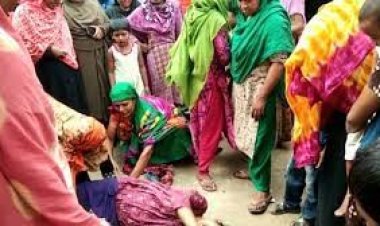 পরকীয়া সন্দেহে মেয়ের সামনে স্ত্রীকে গলা কেটে হত্যা