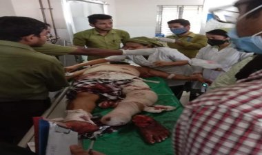 মঠবাড়িয়ায় দুর্বৃত্তদের কোপে জাপা নেতার পা বিচ্ছিন্ন