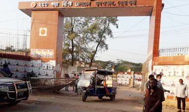 হাতিয়ায় দুই জলদস্যু বাহিনীর মধ্যে গোলাগুলিতে নিহত ৩