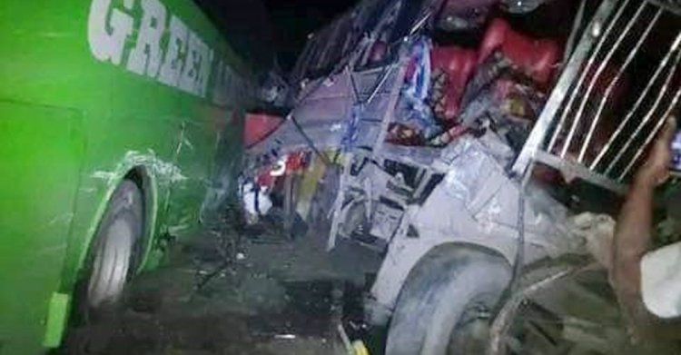 হবিগঞ্জে দুই বাসের মুখোমুখি সংঘর্ষ, আহত অর্ধশতাধিক