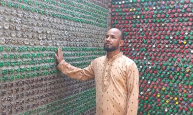 পরিত্যক্ত প্লাস্টিকের বোতলে তৈরি হচ্ছে প্রবাসীর শখের বাড়ি