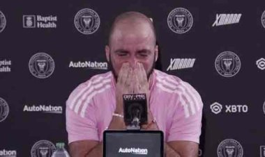 ফুটবল থেকে হিগুয়েইনের বিদায়