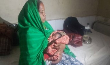 পুকুর পাড়ে পড়ে ছিল ফুটফুটে নবজাতক