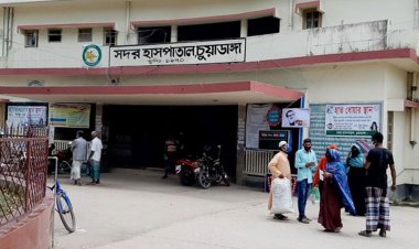 চুরি করা ছাগলের মাংস কাটার সময় আটক, ২ জনকে গণপিটুনি