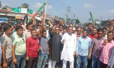 বিএনপির সমাবেশ: মহাসড়কে আ.লীগের বৈঠা মিছিল